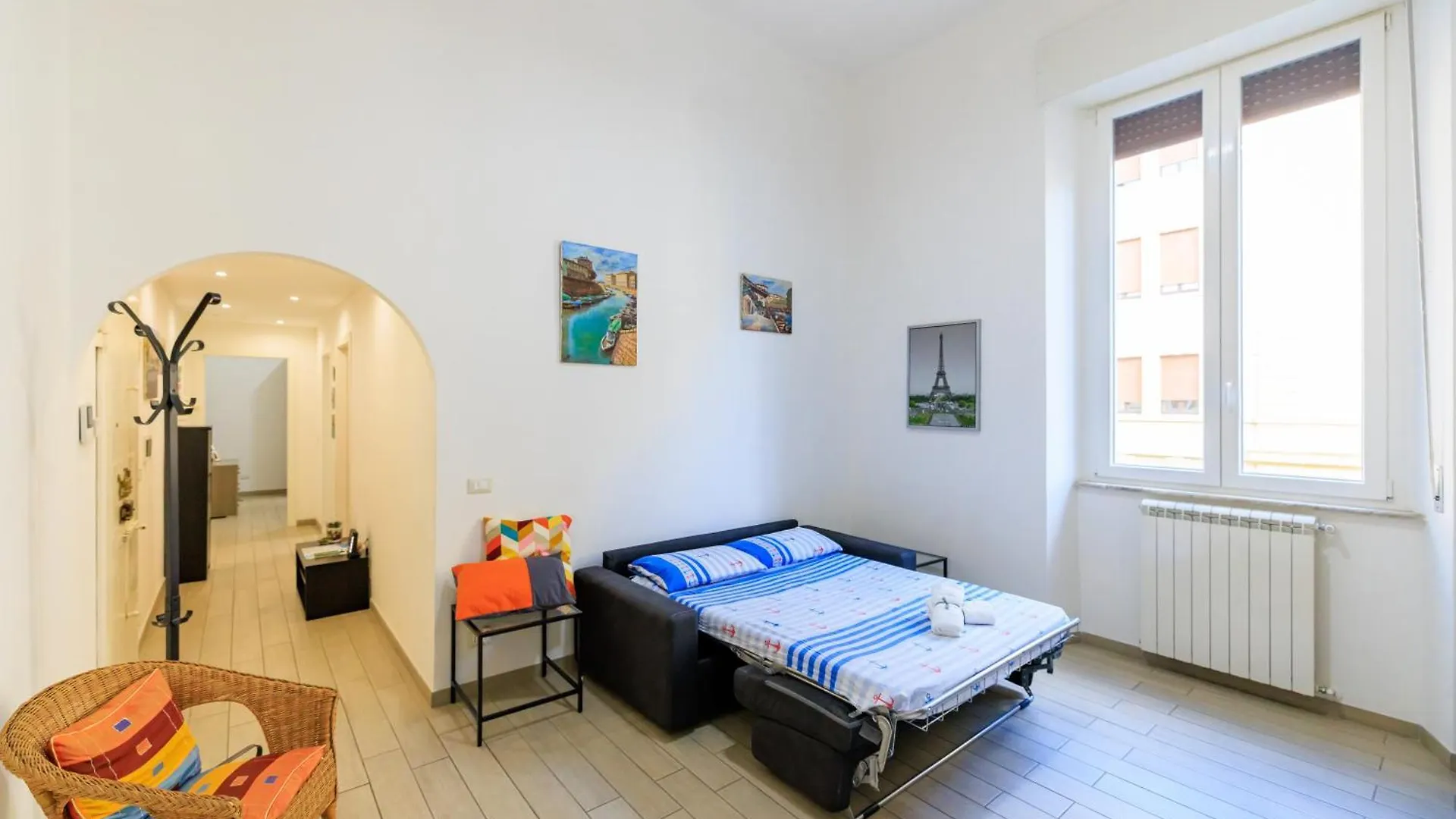 A Due Passi Dal Porto Apartment Livorno Italy