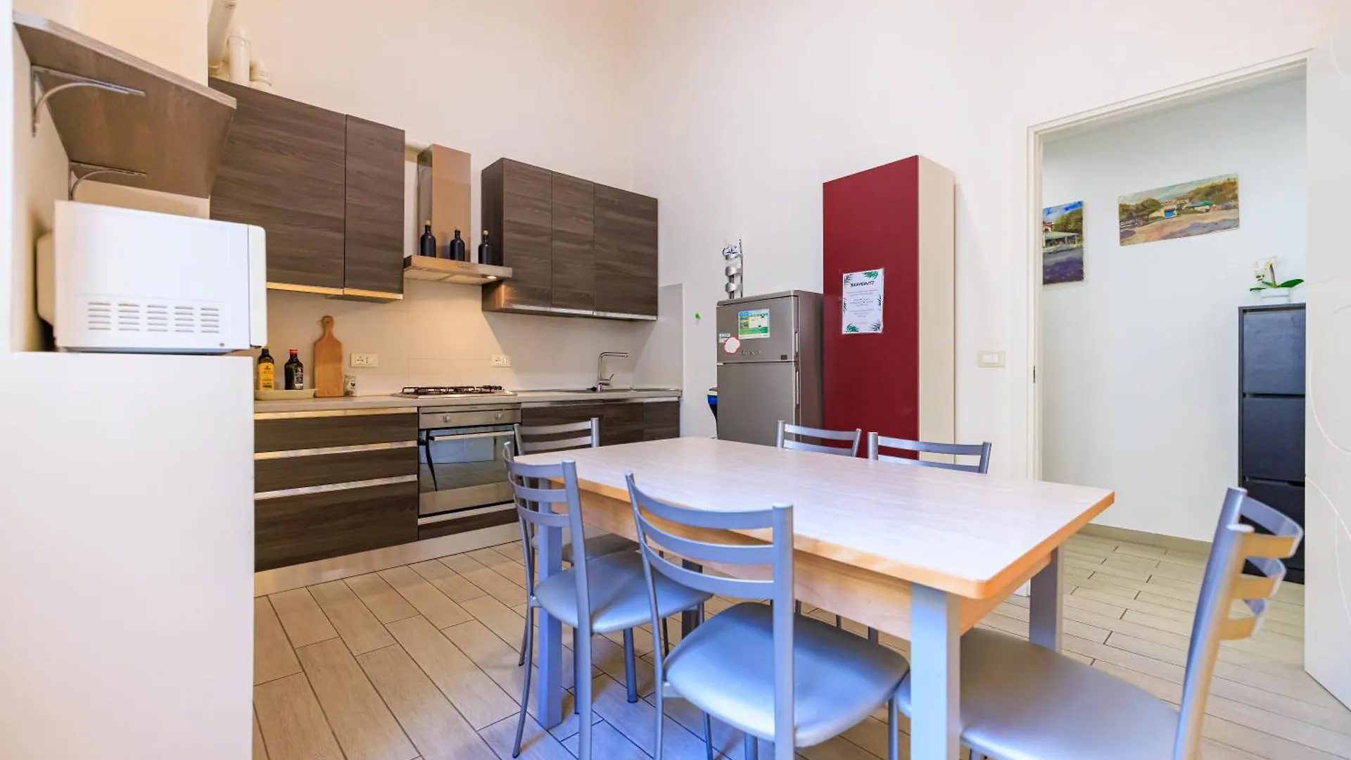 A Due Passi Dal Porto Apartment Livorno Italy